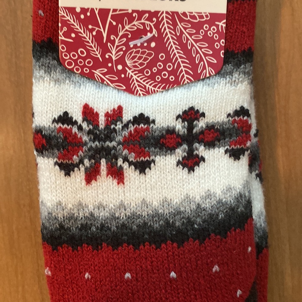 NWT LUK EES Cozy Socks - Picture 5 of 7